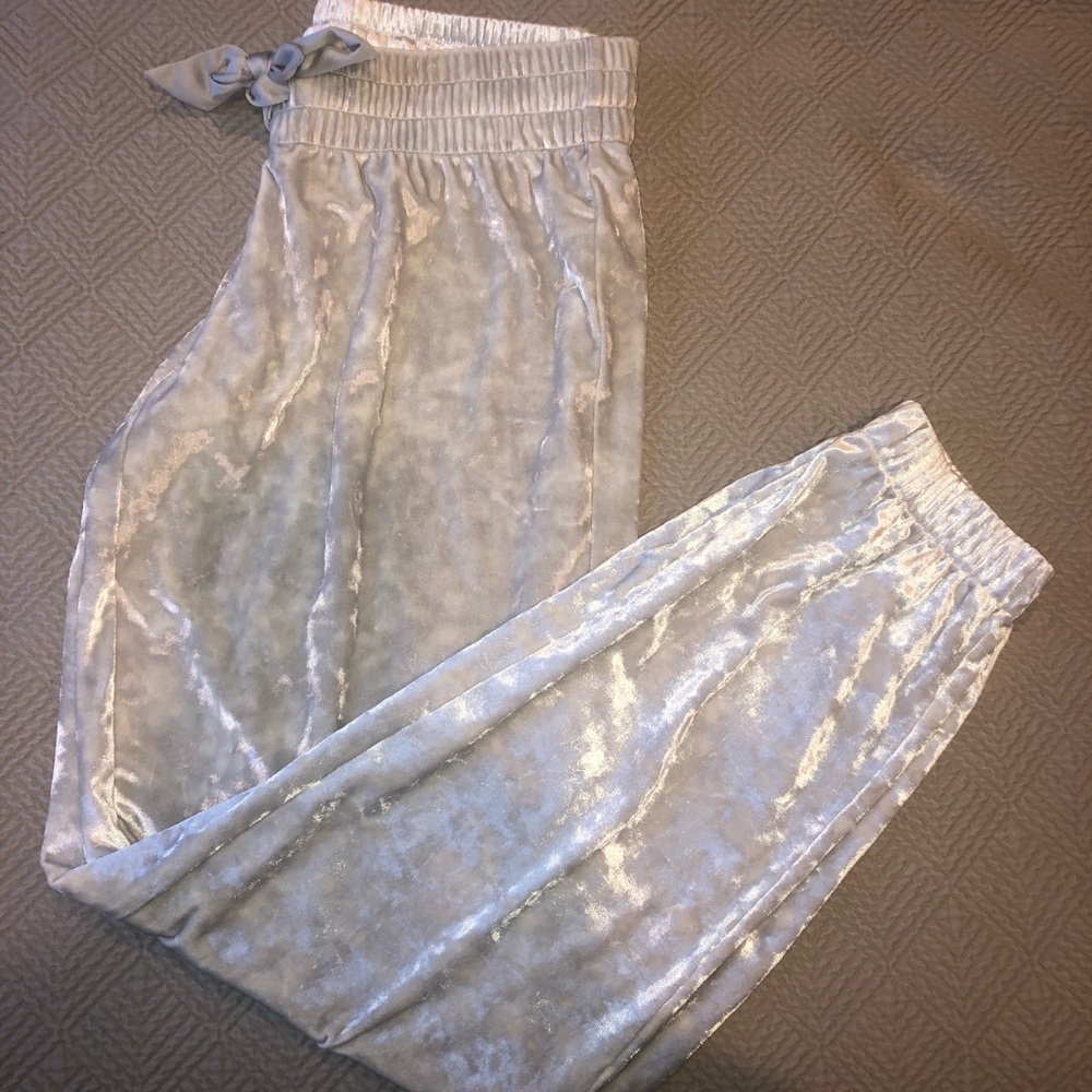 Victoria’s Secret Velvet Jogger